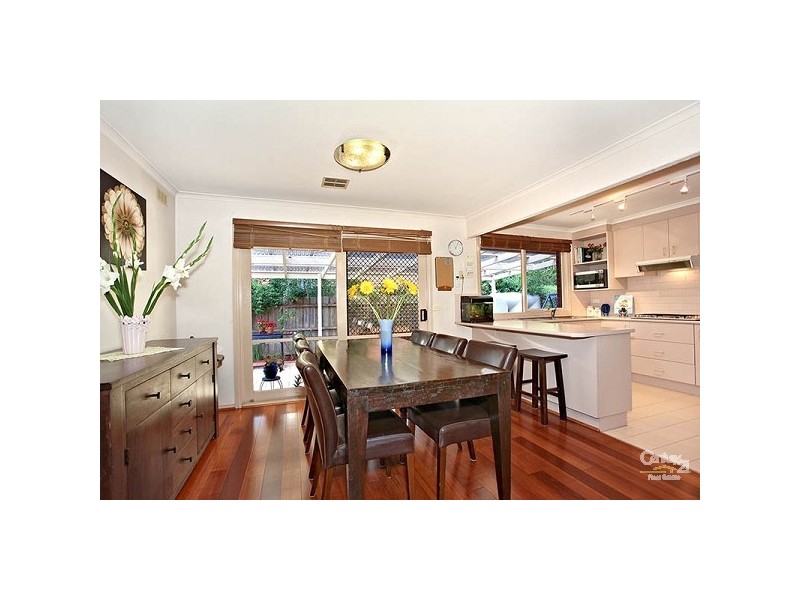 12 Oploo Court, Dingley Village VIC 3172