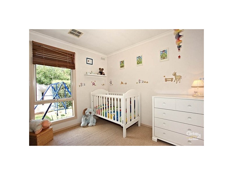 12 Oploo Court, Dingley Village VIC 3172