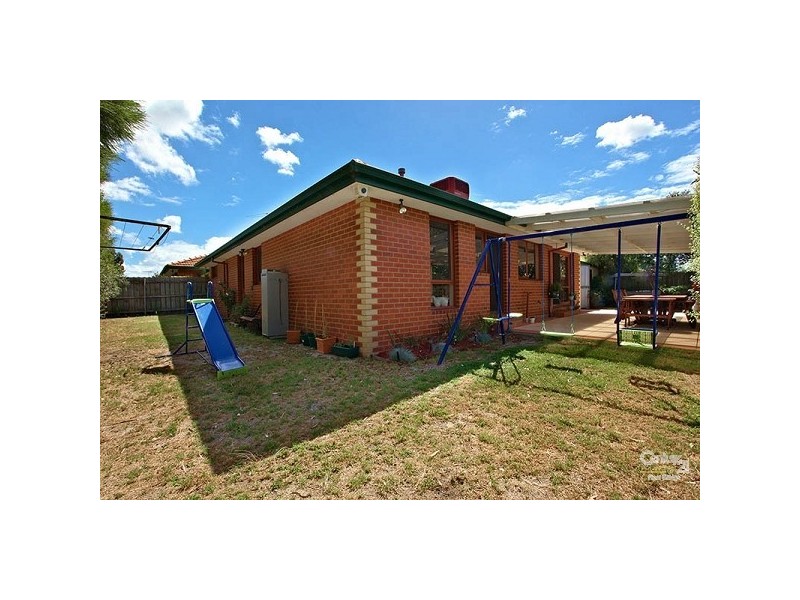 12 Oploo Court, Dingley Village VIC 3172