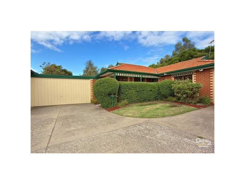 12 Oploo Court, Dingley Village VIC 3172