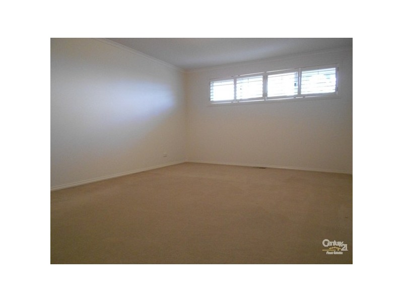 12 Harry Court, Dingley Village VIC 3172