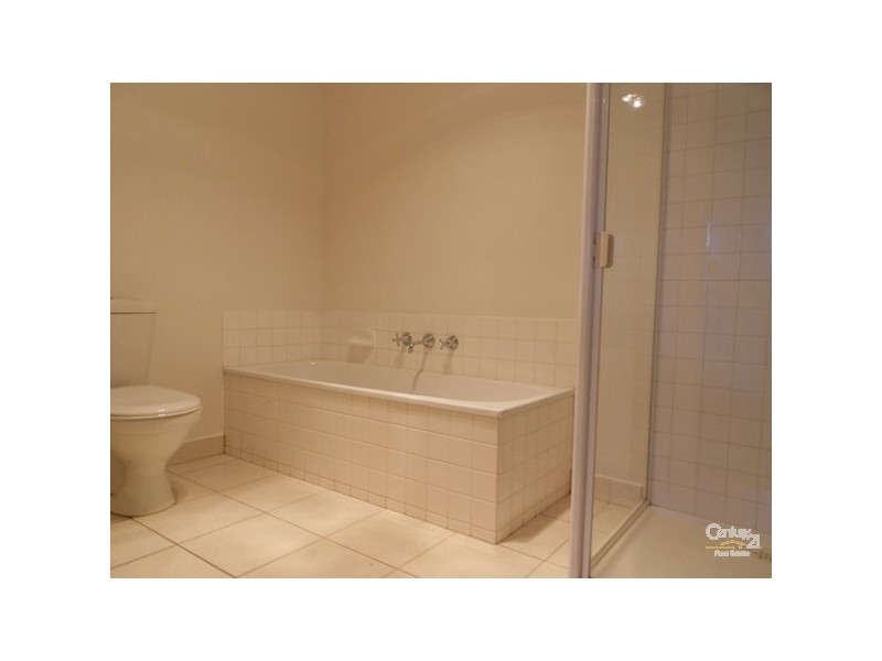 12 Harry Court, Dingley Village VIC 3172