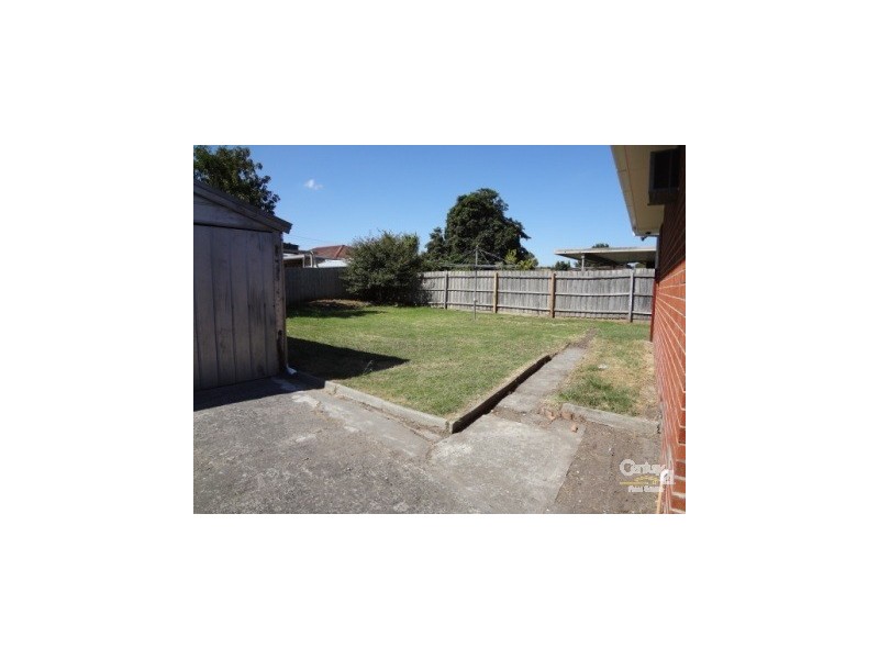 11 Allawah Close, Keysborough VIC 3173