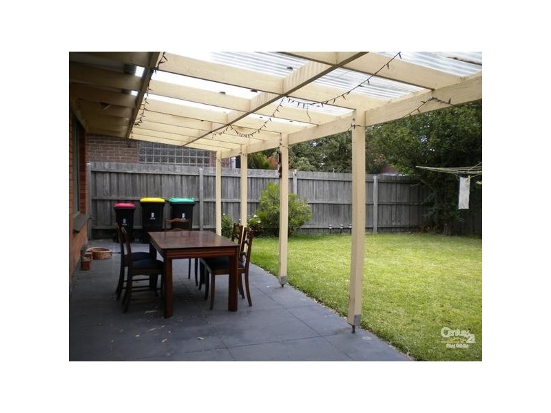 9 Southern Drive, Dingley Village VIC 3172