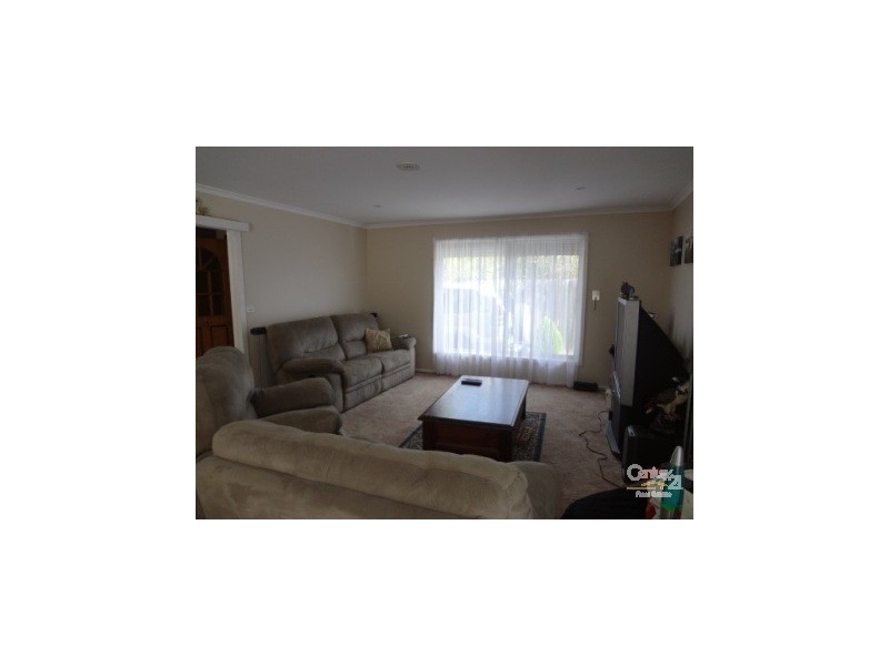 9 Southern Drive, Dingley Village VIC 3172