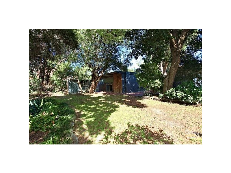 8 Rhoda Street, Dingley Village VIC 3172