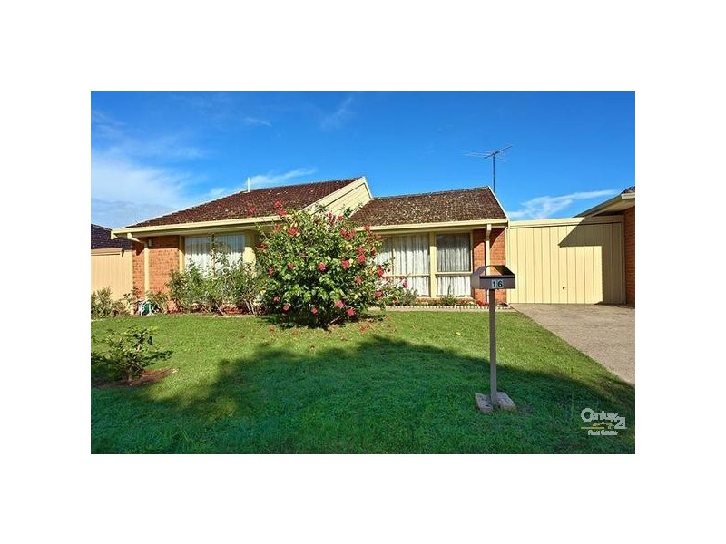 16 Lauren Close, Dingley Village VIC 3172