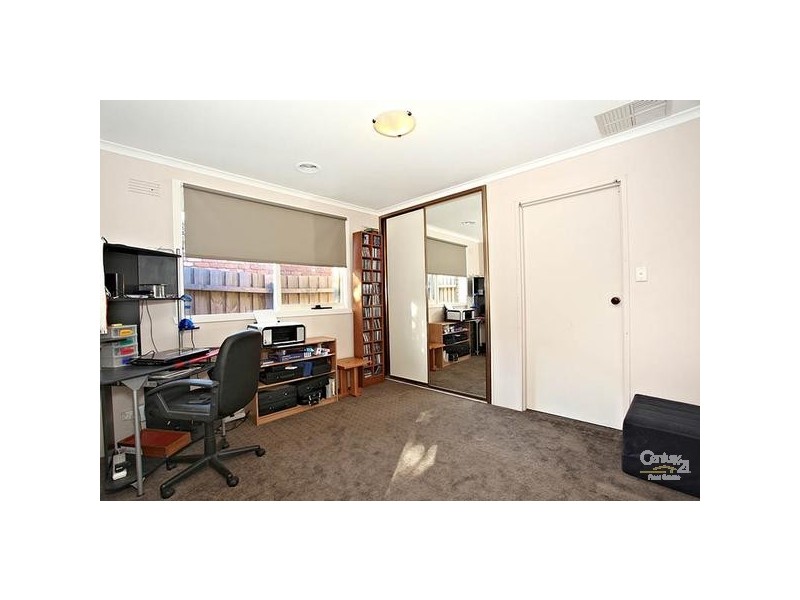 5 Willy Court, Dingley Village VIC 3172