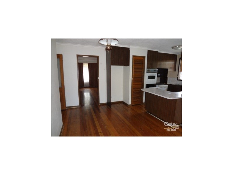 7 Highview Avenue, Cranbourne VIC 3977