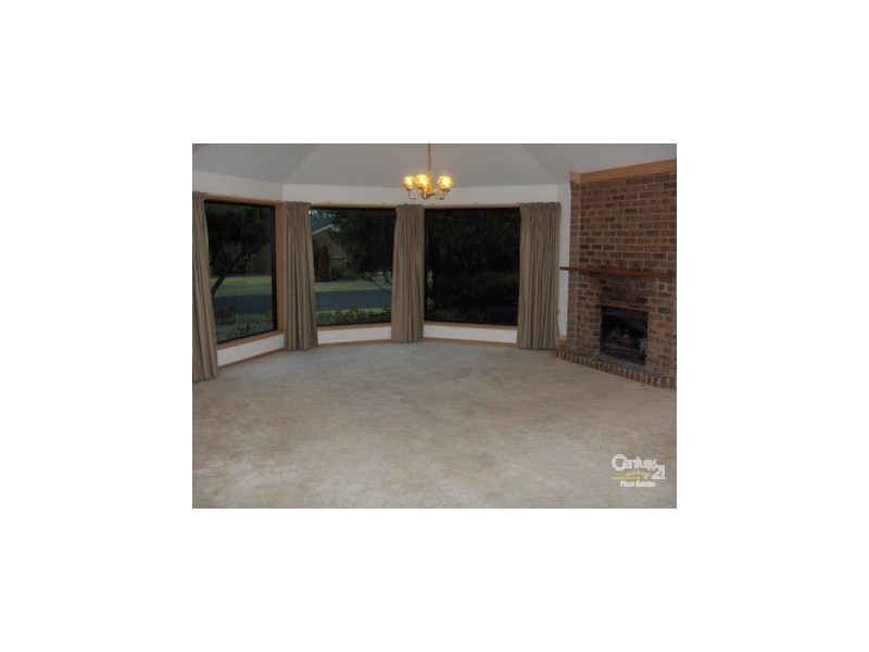 5 Dorrington Court, Dingley Village VIC 3172