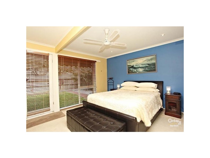 21 Sharrock Drive, Dingley Village VIC 3172