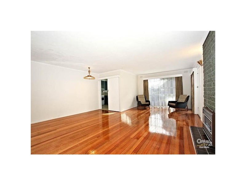 32 Shelford Grove, Dingley Village VIC 3172