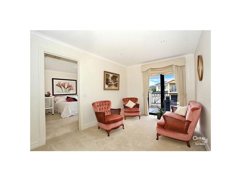 1 Robina Court, Dingley Village VIC 3172