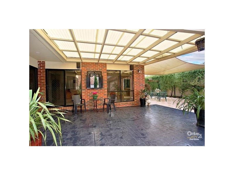 1 Robina Court, Dingley Village VIC 3172