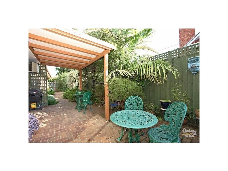 Unit 4, 2-4 Greenview Close, Dingley Village VIC 3172