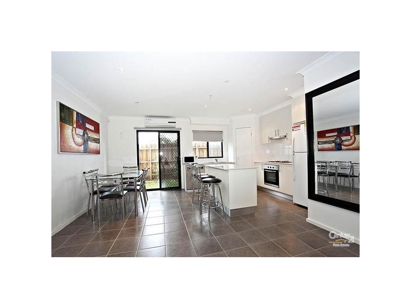 18 / 27-29 Golden Grove, Springvale South VIC 3172
