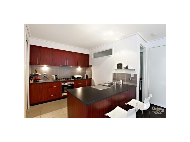11 Fisher Mews, Waterways VIC 3195