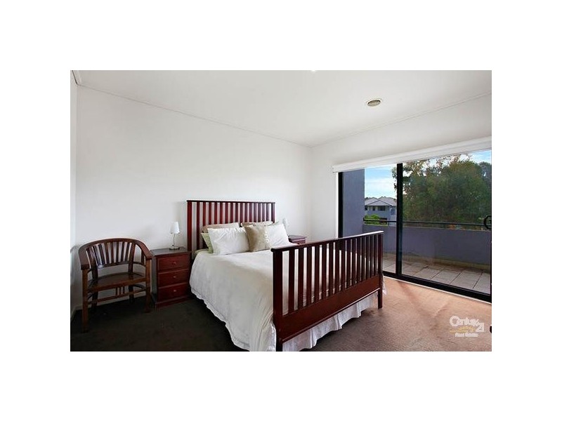 11 Fisher Mews, Waterways VIC 3195