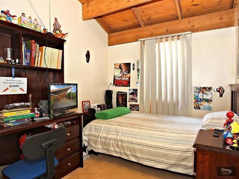 7 Forest Park Road, Dingley Village VIC 3172