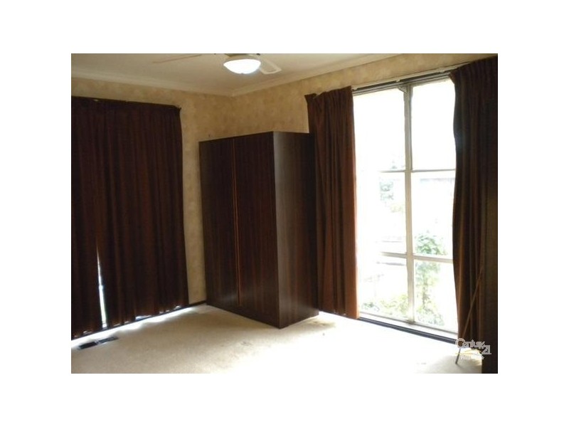 2 Alba Street, Frankston North VIC 3200