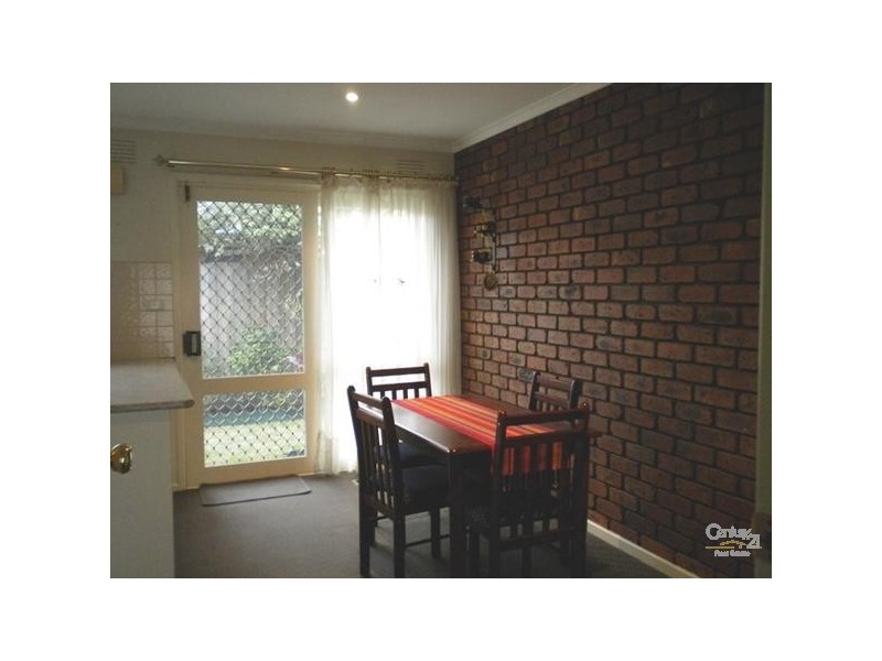 2/34-36 Howard Road, Dingley Village VIC 3172