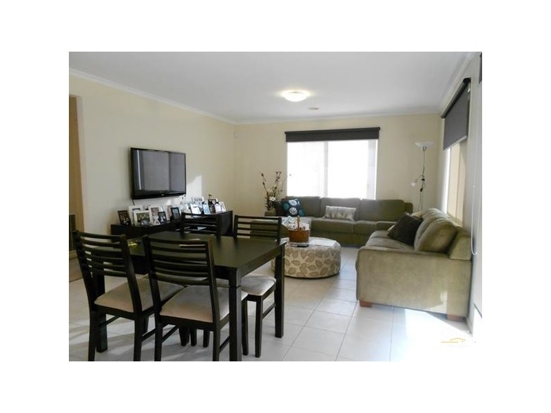 12 Kingsland Close, Dingley Village VIC 3172