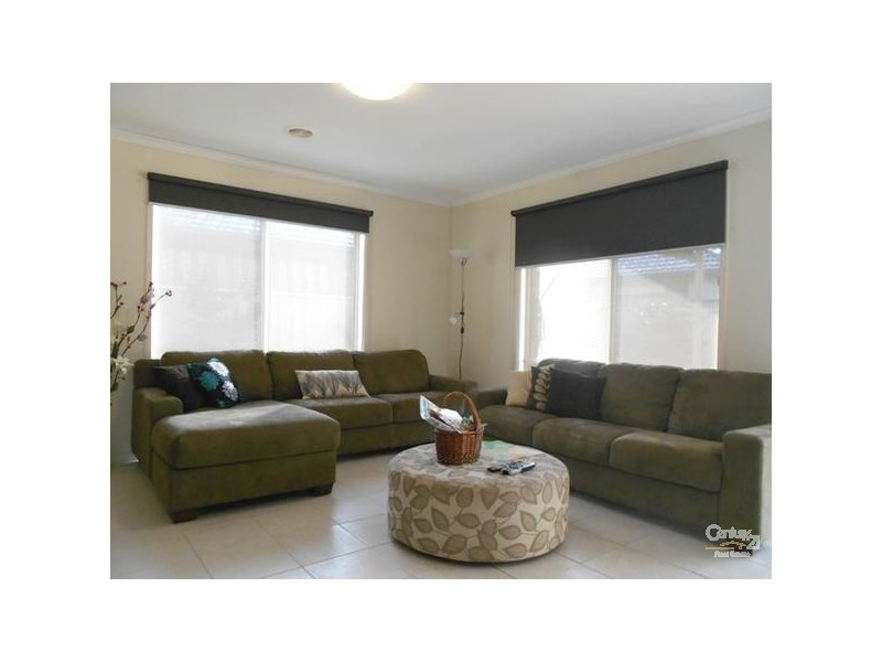 12 Kingsland Close, Dingley Village VIC 3172