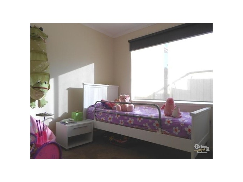 12 Kingsland Close, Dingley Village VIC 3172