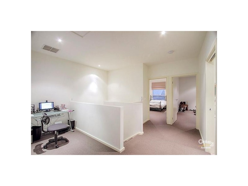 16/9 Manikato Avenue, Mordialloc VIC 3195