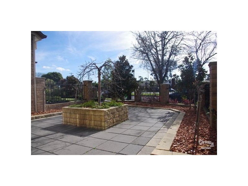 136 Centre Dandenong Road, Dingley Village VIC 3172
