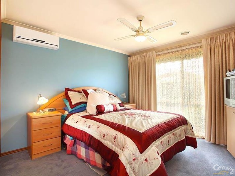 11 / 52-70 Centre Dandenong Road, Dingley Village VIC 3172