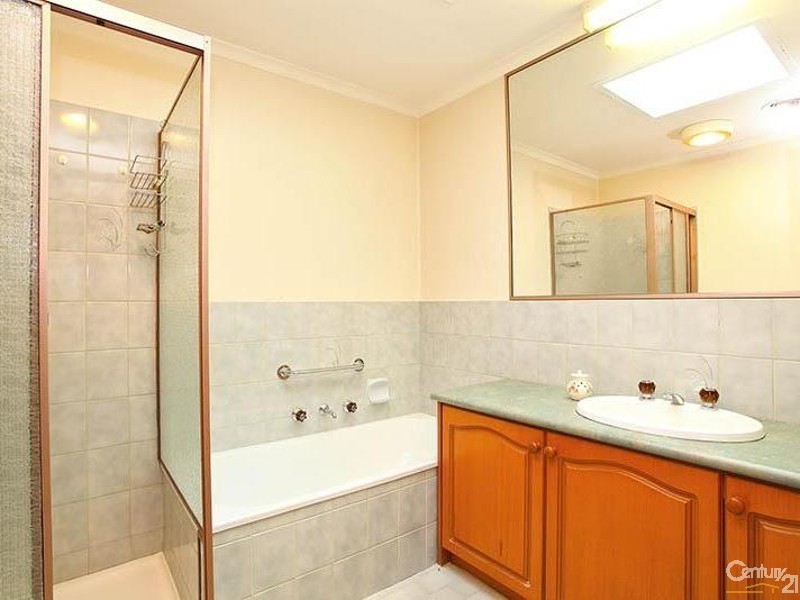 11 / 52-70 Centre Dandenong Road, Dingley Village VIC 3172