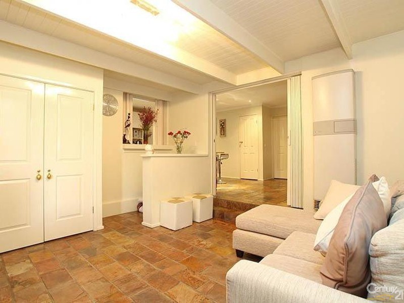 10 Casco Place, Dingley Village VIC 3172