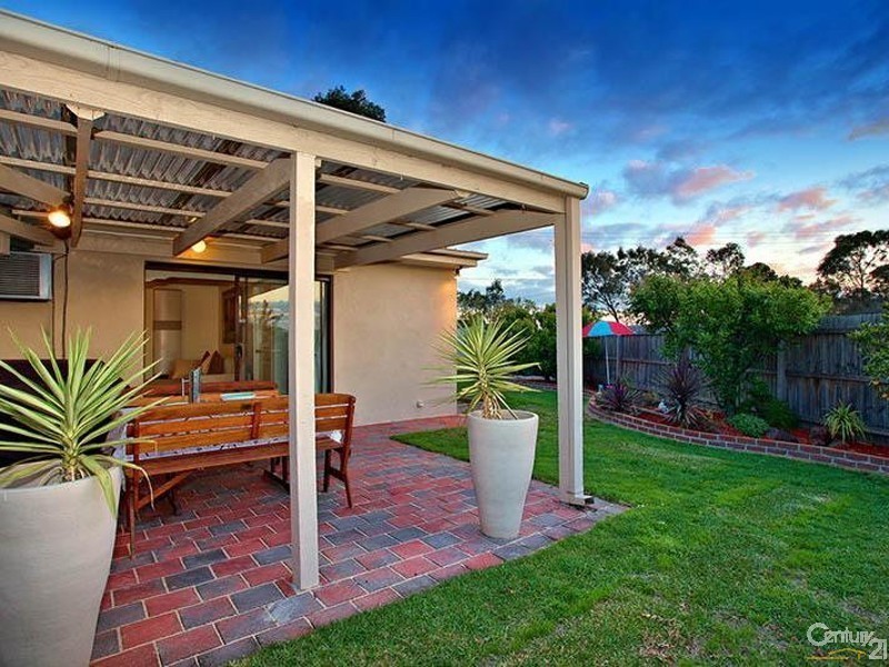 10 Casco Place, Dingley Village VIC 3172