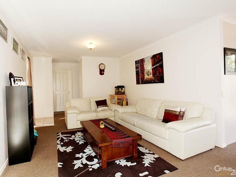 2/10 Willowglen Court, Dingley Village VIC 3172