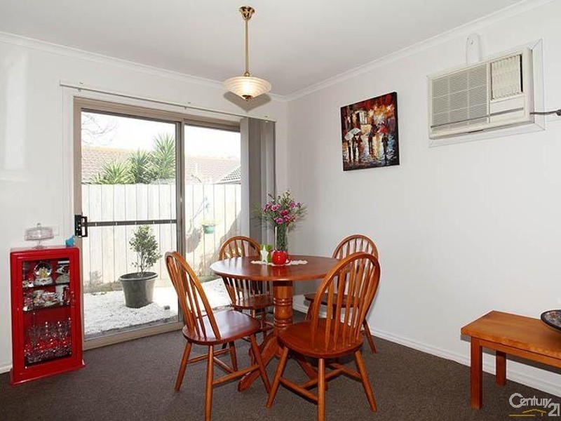 2/10 Willowglen Court, Dingley Village VIC 3172
