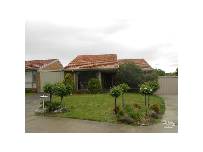 11 Johanna Court, Dingley Village VIC 3172