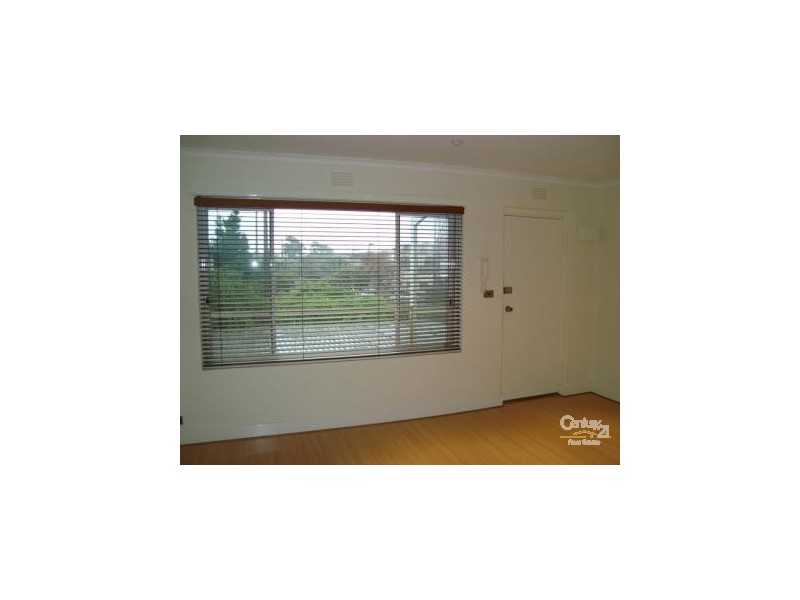 10/5 Station Street, Mentone VIC 3194