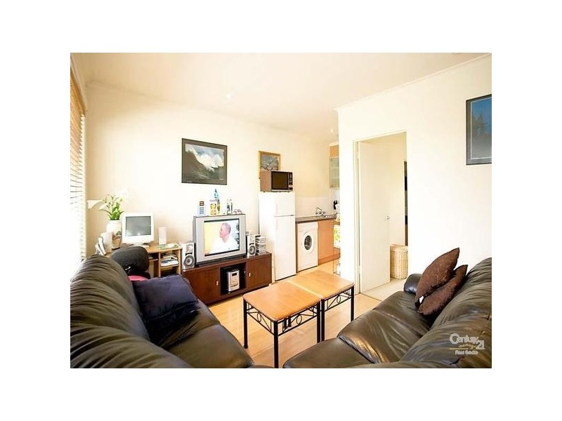 10/5 Station Street, Mentone VIC 3194