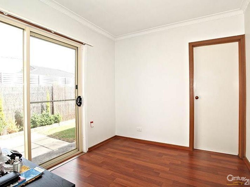 1 / 9 Carder Avenue, Seaford VIC 3198
