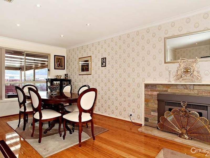 1 / 7-9 Dingley Court, Dingley Village VIC 3172