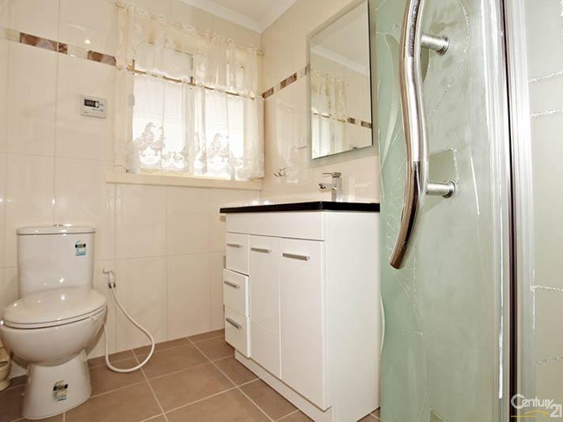 1 / 7-9 Dingley Court, Dingley Village VIC 3172