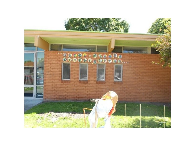 80 Jacks Avenue, Dingley Village VIC 3172