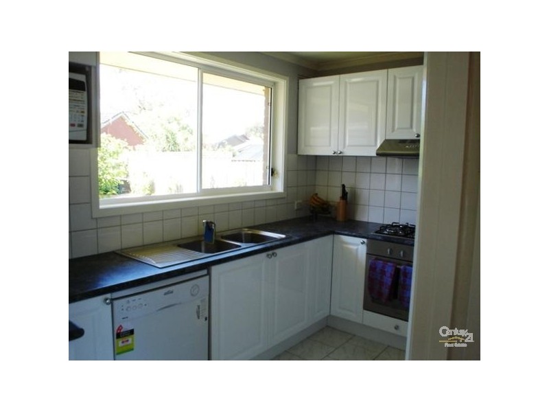 3 St Cuthberts Avenue, Dingley Village VIC 3172