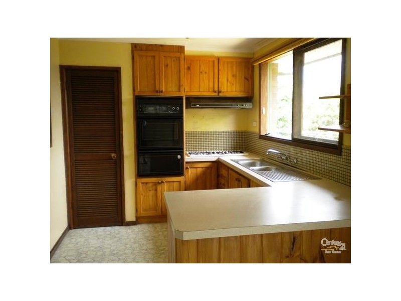 2 Picola Court, Dingley Village VIC 3172