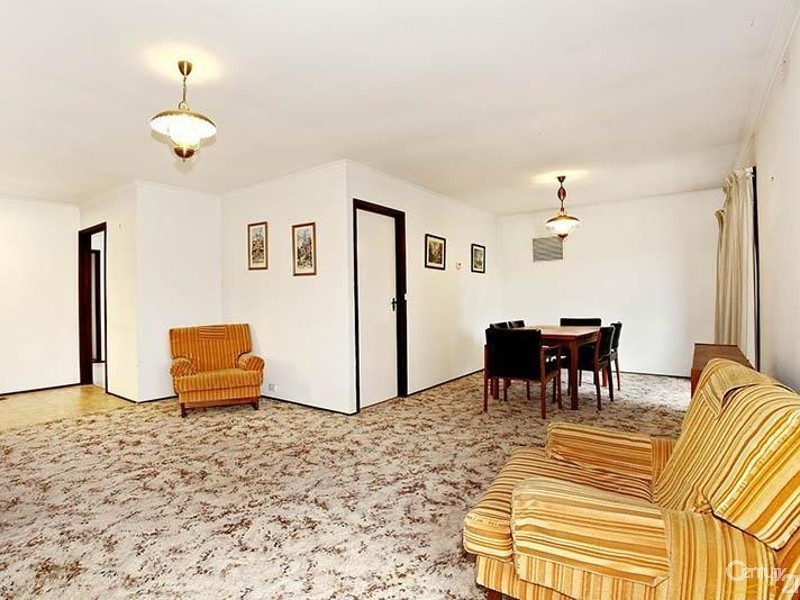 8 Manuela Court, Dingley Village VIC 3172