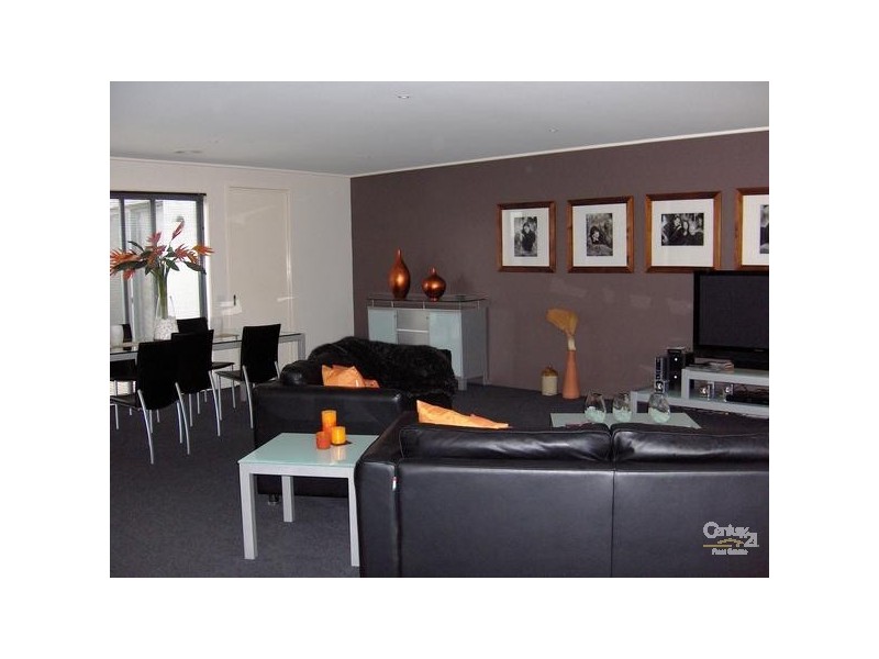 5 Fisher Mews, Waterways VIC 3195