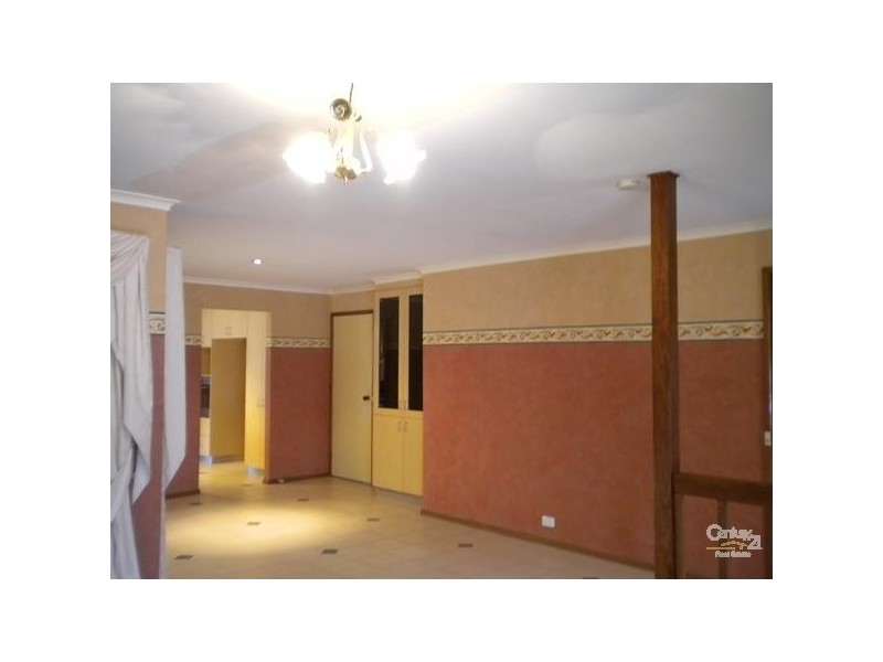 73 Duff Street, Cranbourne VIC 3977