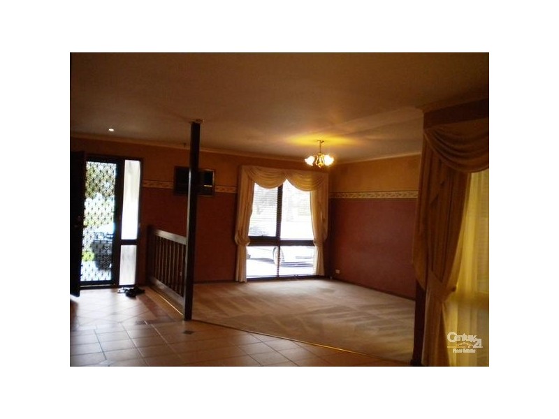 73 Duff Street, Cranbourne VIC 3977