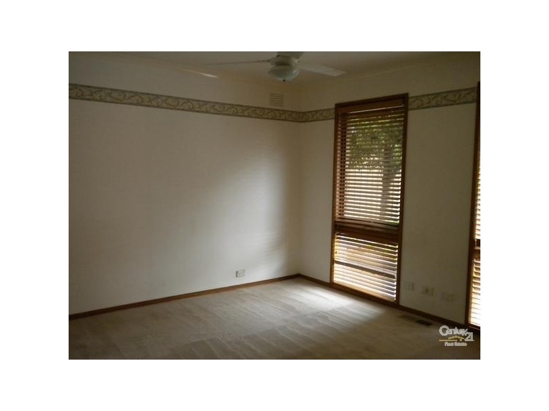 73 Duff Street, Cranbourne VIC 3977